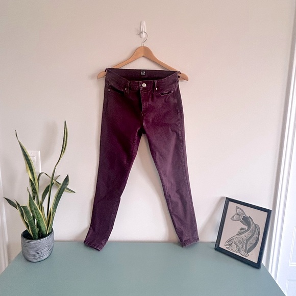 GAP Skinny Jeans, Size 28 in Burgandy - Picture 2 of 8
